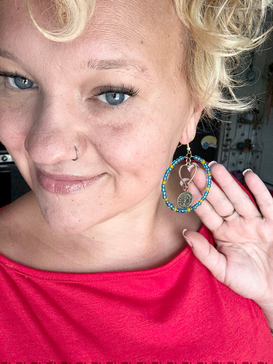 Blue and Yellow Sagitareous Hoop