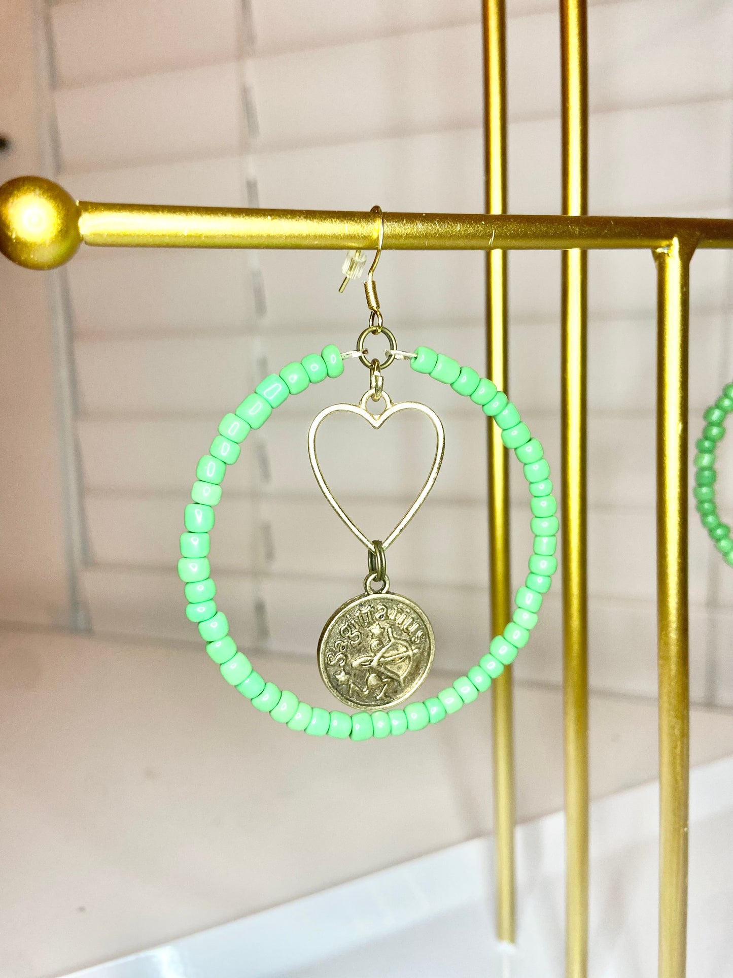 Green Sagitareous Hoops