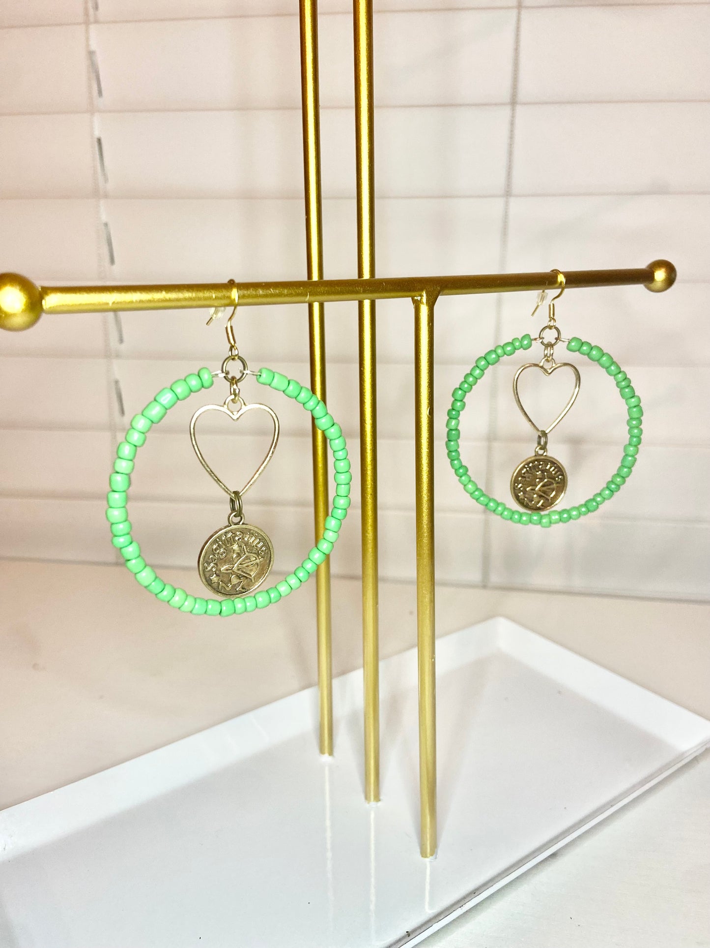Green Sagitareous Hoops